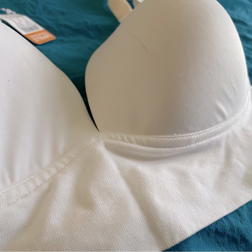 3 FOR $40: Beautifully cut soft wireless Warner bra